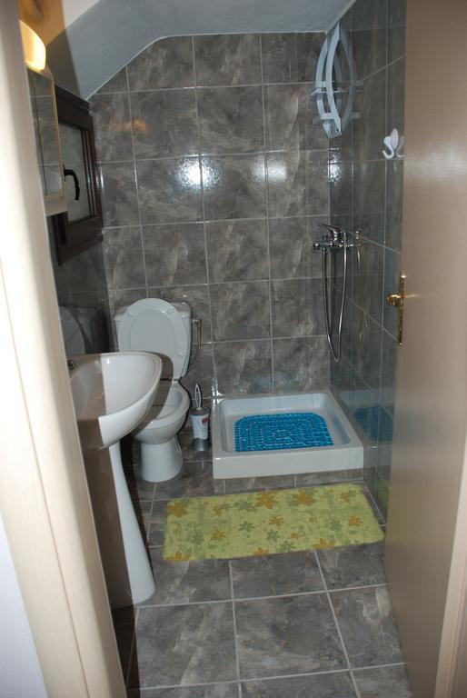 Marianna Apartments Νέα Ρόδα Δωμάτιο φωτογραφία