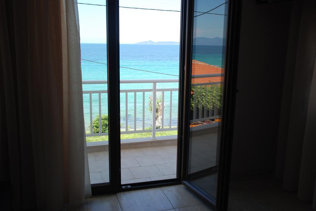 Marianna Apartments Νέα Ρόδα Δωμάτιο φωτογραφία