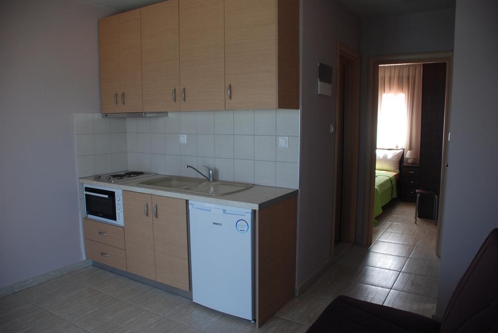 Marianna Apartments Νέα Ρόδα Δωμάτιο φωτογραφία