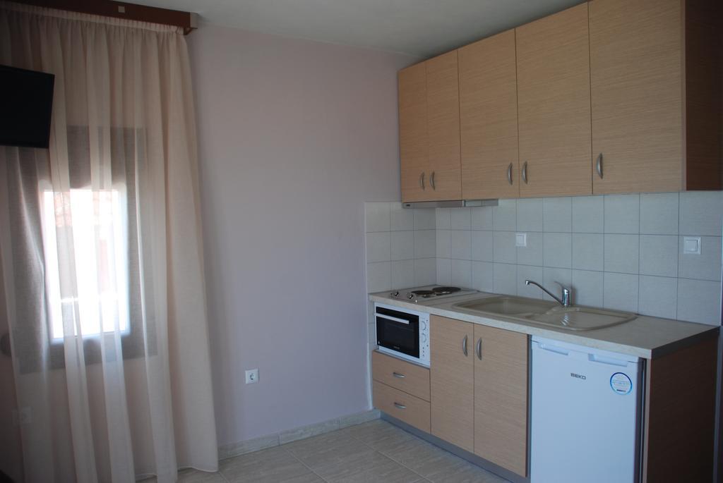 Marianna Apartments Νέα Ρόδα Δωμάτιο φωτογραφία