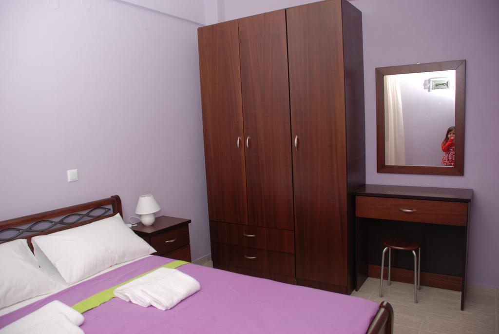 Marianna Apartments Νέα Ρόδα Δωμάτιο φωτογραφία