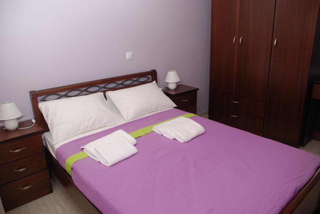 Marianna Apartments Νέα Ρόδα Δωμάτιο φωτογραφία