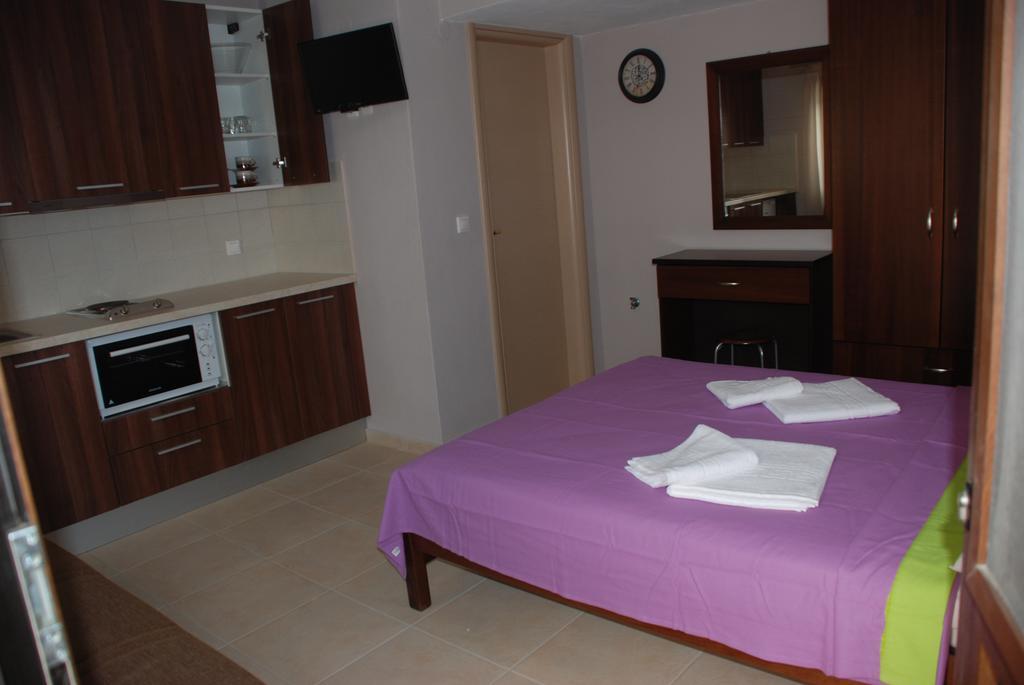 Marianna Apartments Νέα Ρόδα Δωμάτιο φωτογραφία